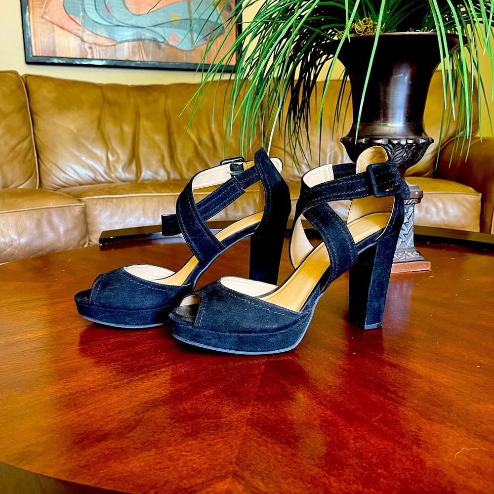 Chinese Laundry Strappy Platform
